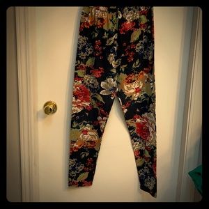 Floral leggings
